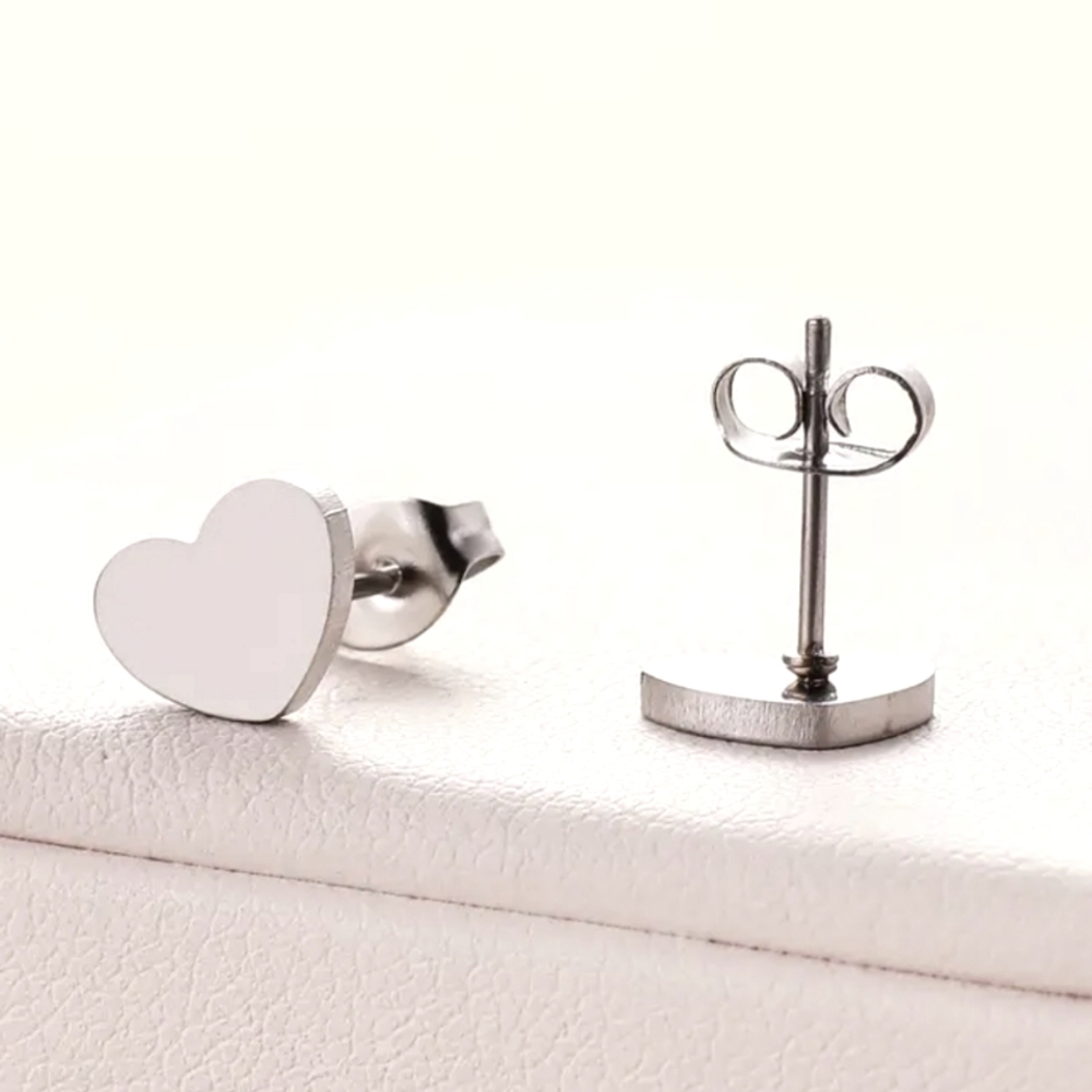 heart  stud earrings Stainless Steel